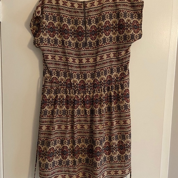 Patterned dress - Picture 2 of 3